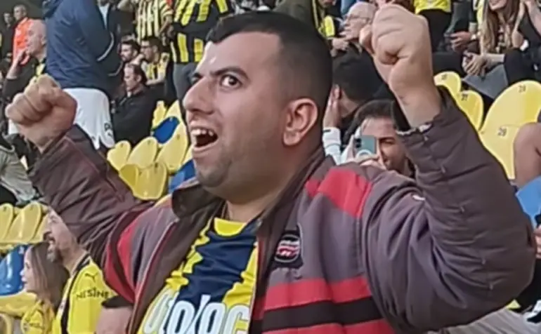 Mustafa Başaran (Kadıköy Boğası) Kimdir? Nereli? kaç yaşında? boyu? kilosu kaç ? evli mi? Mustafa Başaran (Kadıköy Boğası) Kimdir? Nereli? kaç yaşında? boyu? kilosu kaç ? evli mi?