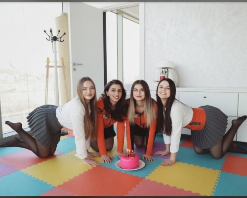 4 tane köpüşşş